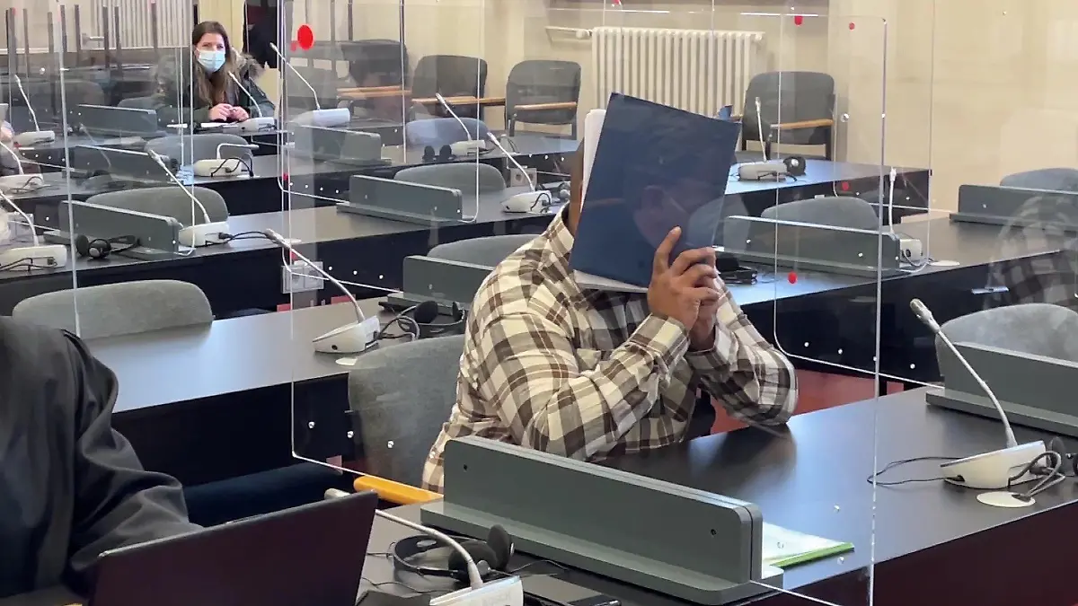 Prozessbeginn am Hamburger Landgericht. Der Angeklagte soll sein Baby getötet haben.