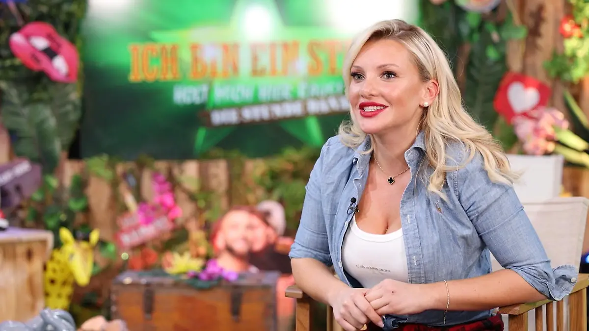 Ex-Dschungelkönigin Evelyn Burdecki hat einen heißen Tipp für die Dschungelkrone.