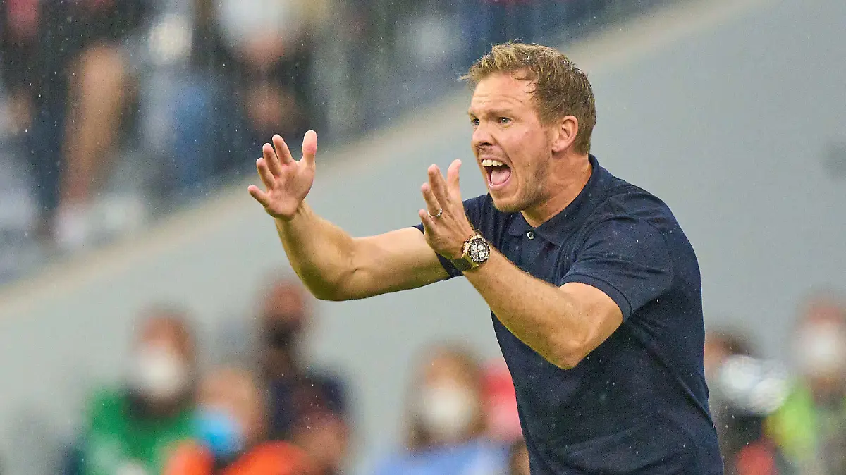  Trainer Julian Nagelsmann FCB, team manager, headcoach, coach, geste in the match FC BAYERN MUENCHEN - 1.FC KOELN 3-2 1.German Football League on August 22, 2021 in Munich, Germany Season 2021/2022, matchday 2, 1.Bundesliga, FCB, München, 2.Spieltag, Köln.