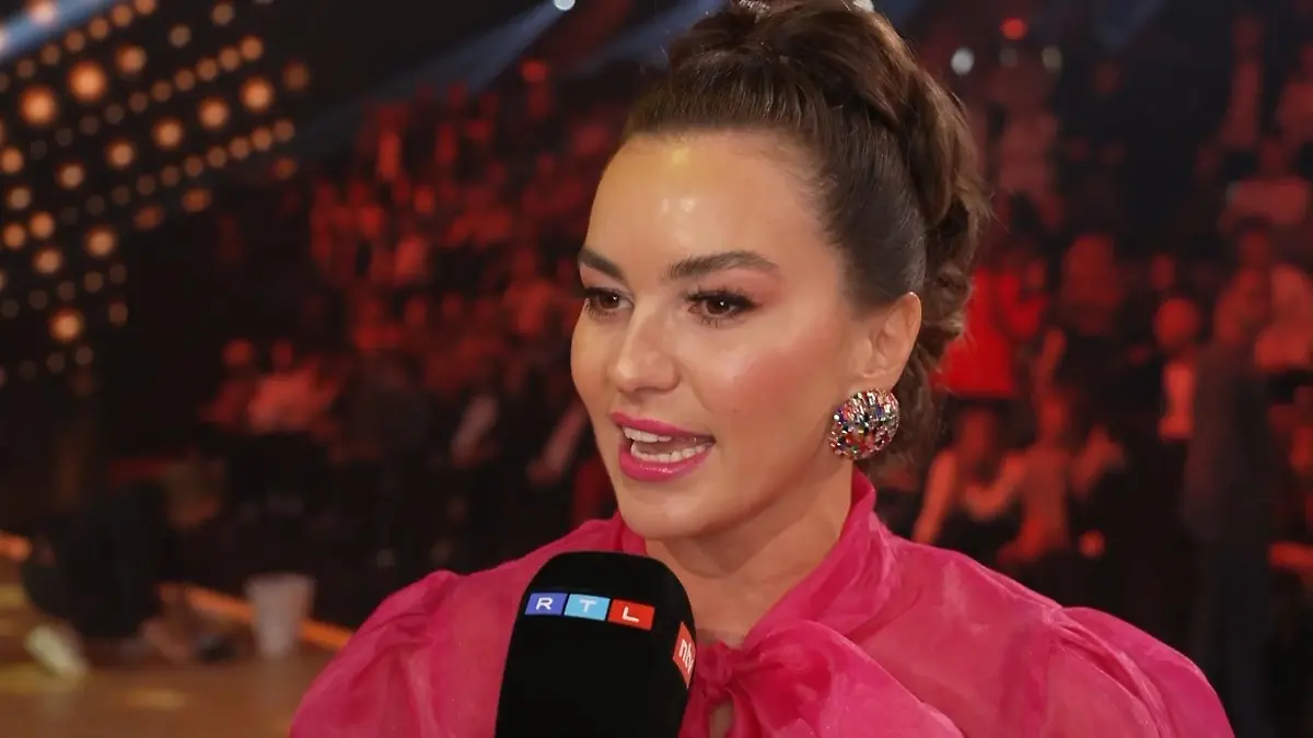 Ist Renata Lusin bei diesem Contemporary nicht eifersüchtig? Nach sexy Nummer im "Let's Dance"-Halbfinale