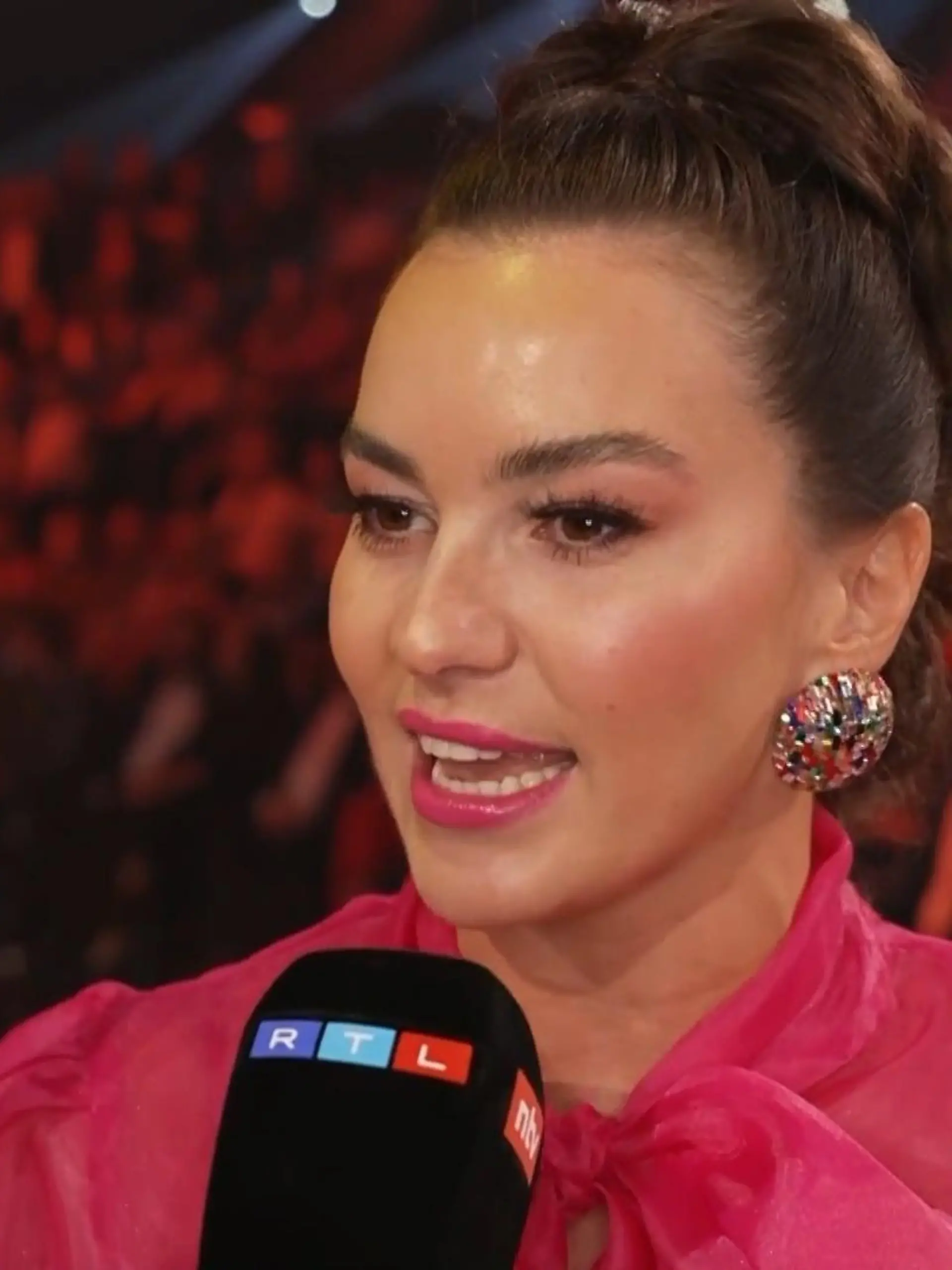 Bild zu: "Ist Renata Lusin bei diesem Contemporary nicht eifersüchtig?"