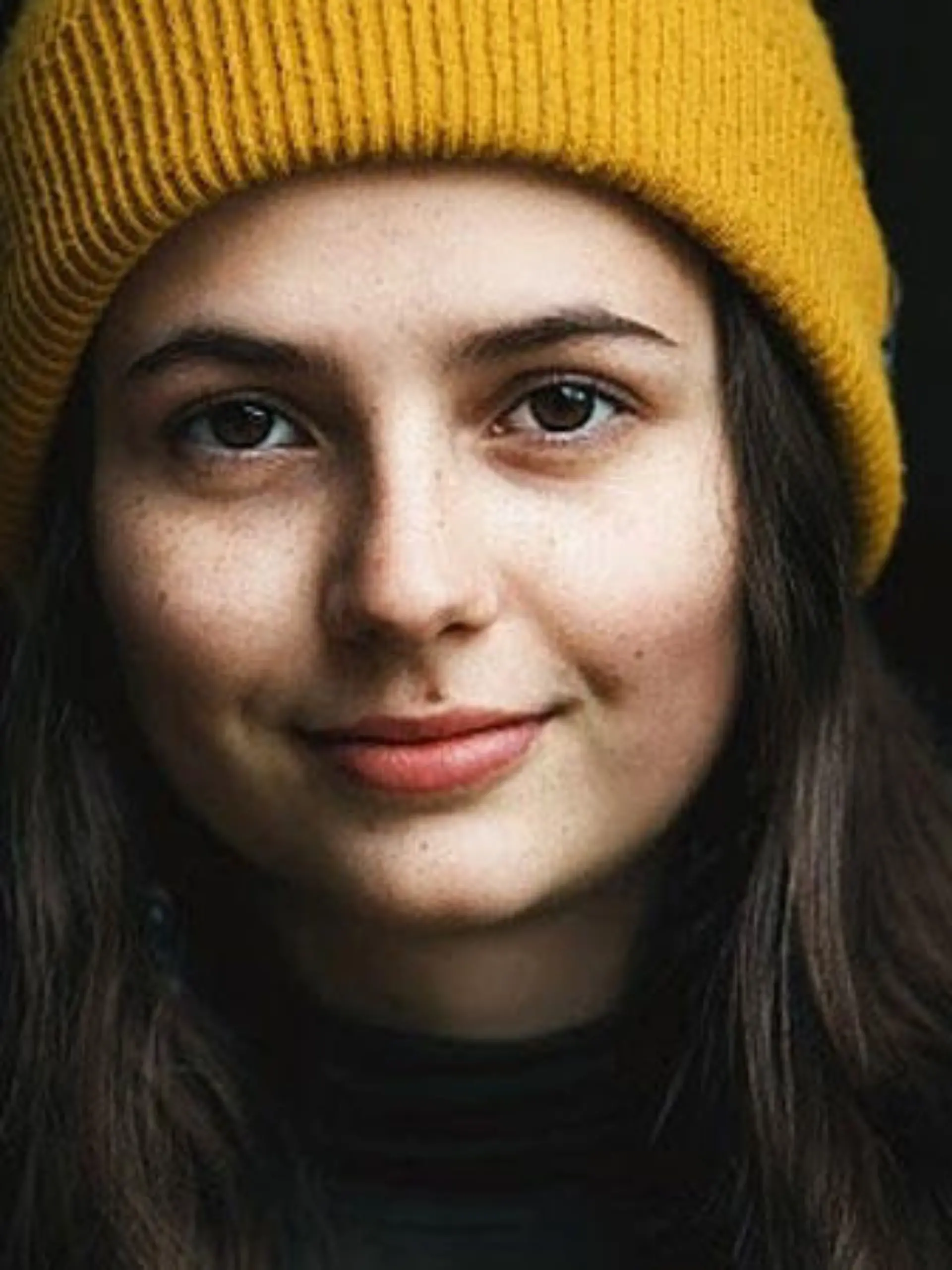 Theresia Crone hat Endometriose. Sie sagt: Lange wurde mir die nötige medizinische Behandlung verwehrt, weil "solche Schmerzen für Frauen normal sind". In einer Petition an das Gesundheitsministerium fordert sie jetzt: Das muss für die betroffenen Frauen schnellstens geändert werden – mit einer nationalen Strategie. Nach nur zwei Tagen haben schon 50.000 Menschen die Petition unterzeichnet.