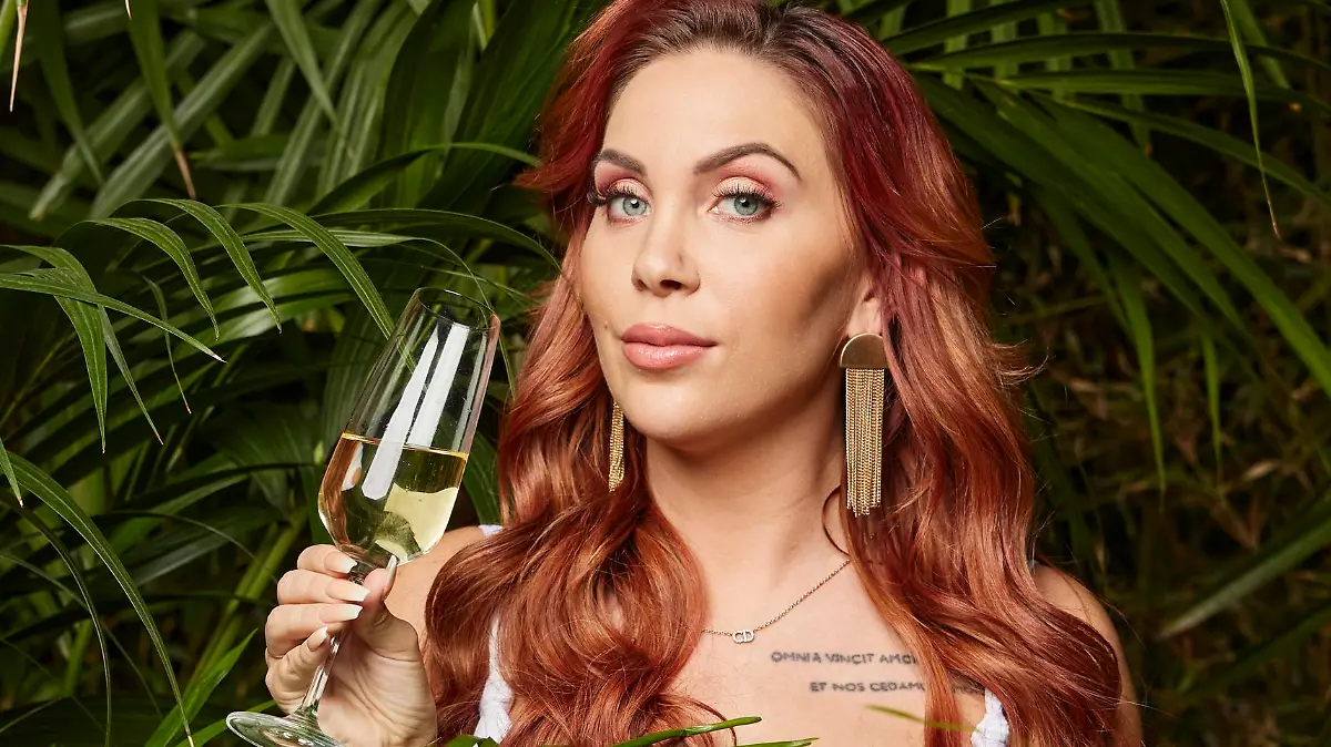 Tara Tabitha

Die Verwendung des sendungsbezogenen Materials ist nur mit dem Hinweis und Verlinkung auf RTL+ gestattet.