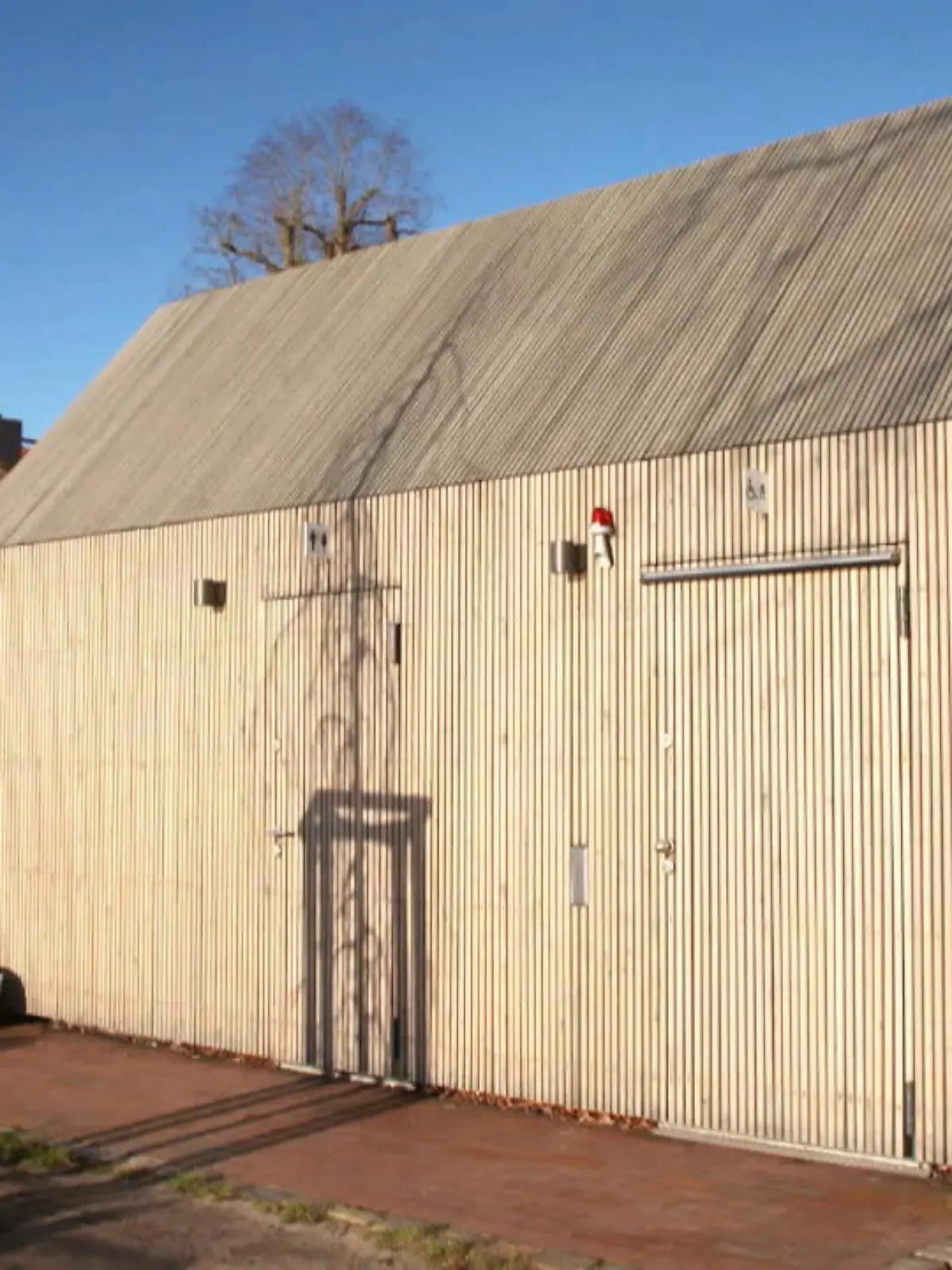 Bild zu: "Toiletten-Haus kostete 182.000 Euro"
