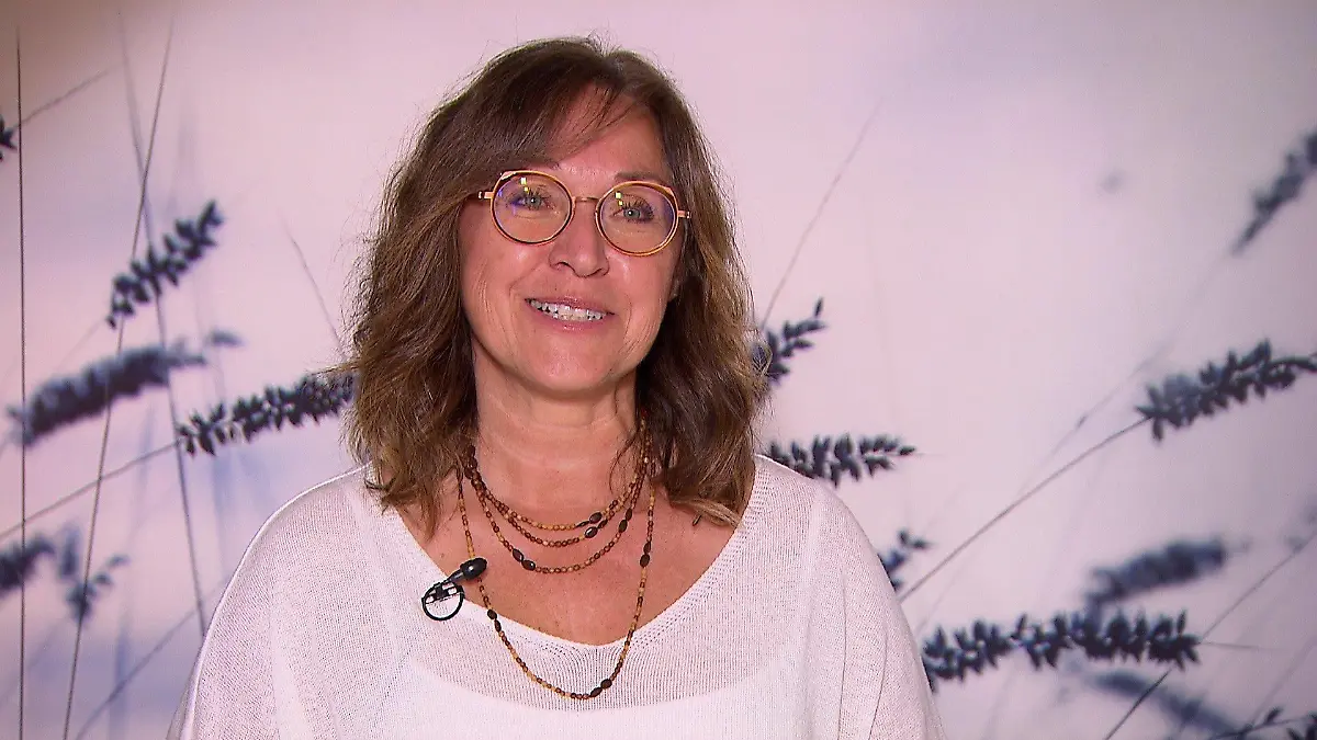 Ruth Marquardt ist Systemische Therapeutin, NLP-Trainerin und Hypnotherapeutin