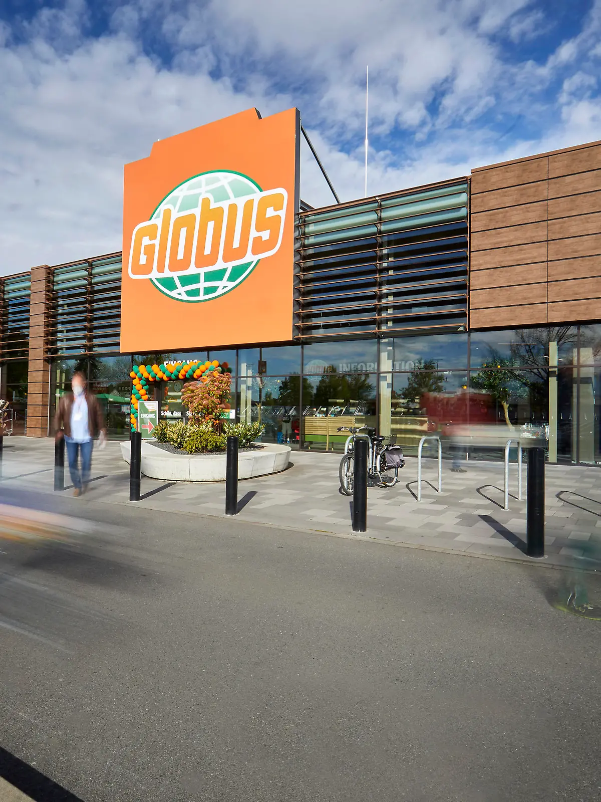 Globus SB-Warenhaus in Krefeld
