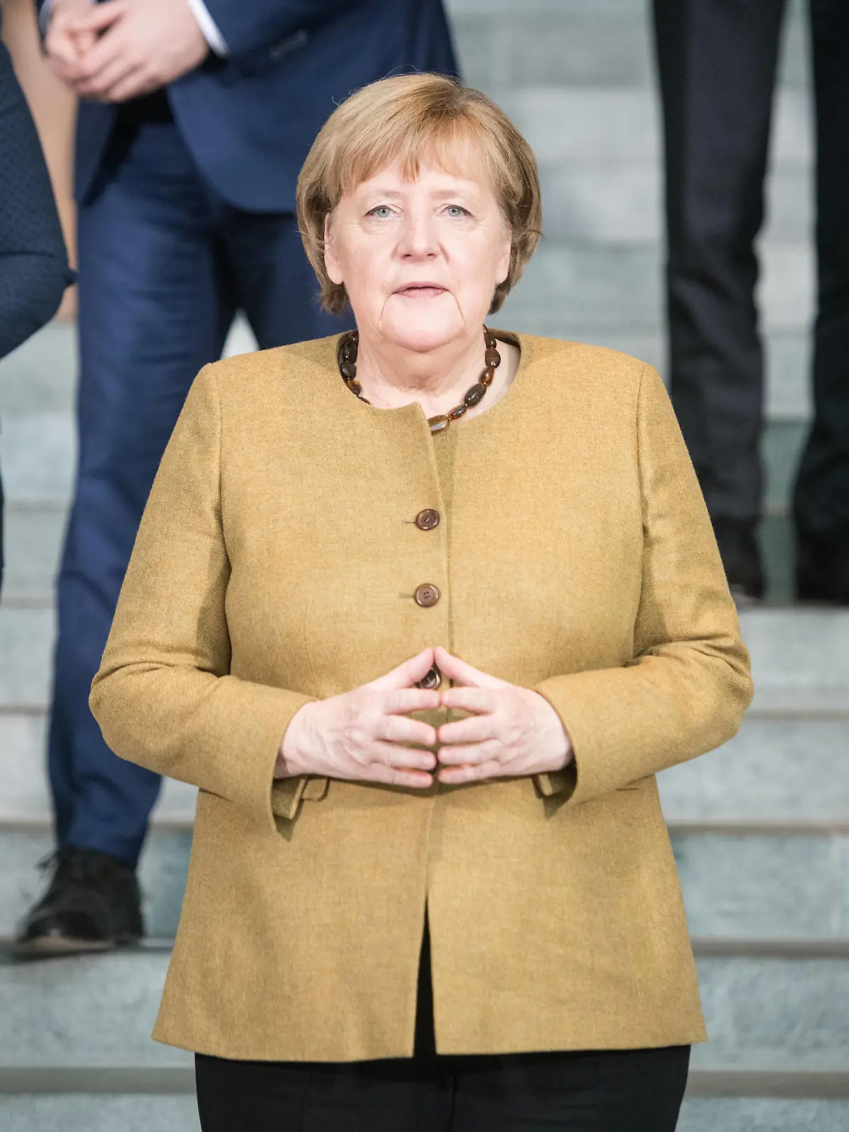 News Bilder des Tages Bundeskanzlerin Angela Merkel CDU bei einem Gruppenfoto am 24. November 2021 nach der Kabinettsitzung der Bundesregierung im Kanzleramt in Berlin teil. Kabinettsitzung der Bundesregierung *** German Chancellor Angela Merkel CDU during a group photo on 24 November 2021 after the cabinet meeting of the German government at the Chancellery in Berlin part cabinet meeting of the German government