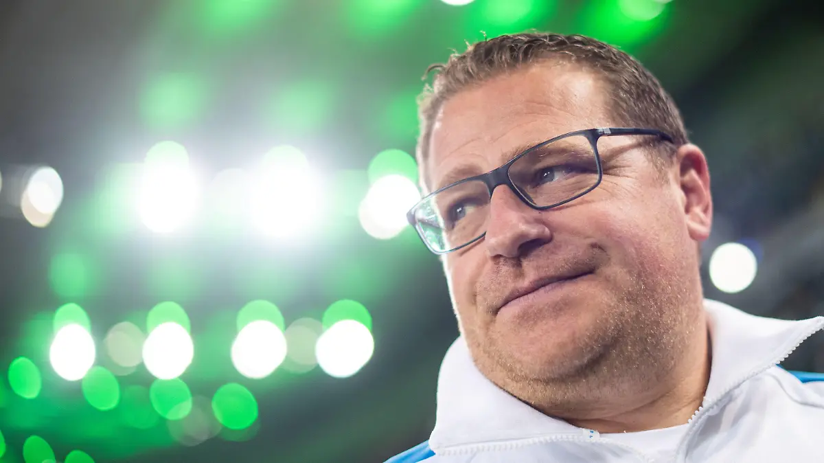 ARCHIV - 27.10.2019, Nordrhein-Westfalen, Mönchengladbach: Fußball: Bundesliga, Borussia Mönchengladbach - Eintracht Frankfurt, 9. Spieltag im Borussia-Park. Gladbachs Sportdirektor Max Eberl. (zu dpa "Eberl-Ära in Gladbach vor dem Ende - Borussia schwer getroffen") Foto: Marius Becker/dpa +++ dpa-Bildfunk +++