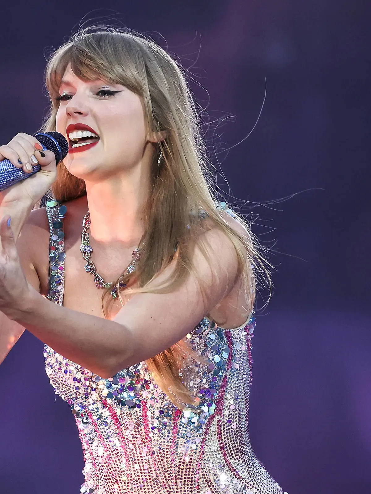 June 2, 2023, Chicago, IL, USA: Taylor Swift performs during opening night of the Chicago Eras Tour at Soldier Field on June 2, 2023, in Chicago. Chicago USA - ZUMAm67_ 20230602_zaf_m67_041 Copyright: xShannaxMadisonx