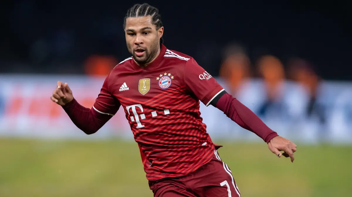 Fussball Berlin 23.01.2022 Saison 2021 / 2022 1. Bundesliga / DFL Hertha BSC Berlin - FC Bayern München Serge Gnabry FC Bayern, No.07 *** Football Berlin 23 01 2022 season 2021 2022 1 Bundesliga DFL Hertha BSC Berlin FC Bayern Munich Serge Gnabry FC Bayern, No 07 