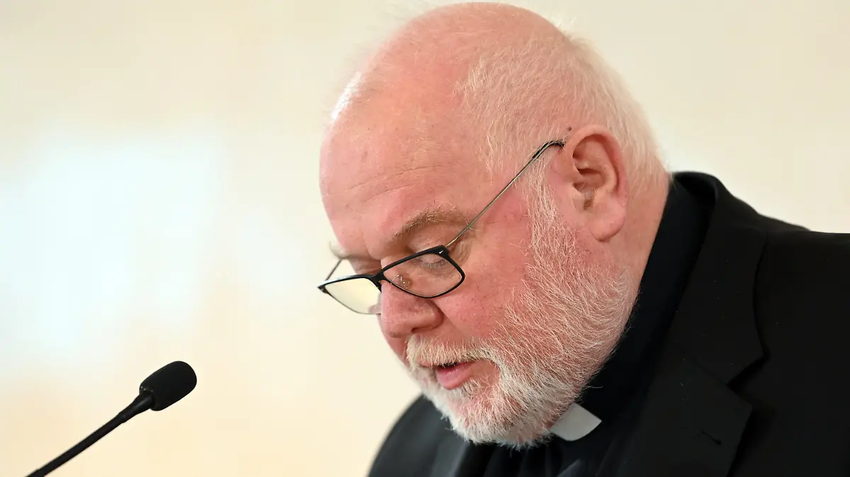 dpatopbilder - 27.01.2022, Bayern, München: Kardinal Reinhard Marx, Erzbischof von München und Freising, äußert sich in einer Pressekonferenz zum Gutachten zu sexueller Gewalt gegen Kinder und Jugendliche im katholischen Erzbistum München und Freising. Nach der Vorstellung des Missbrauchsgutachten für das Erzbistum München und Freising am letzten Donnerstag (20.01.2022) nimmt Kardinal Marx in einer Pressekonferenz Stellung zu den Ergebnissen der Studie. Foto: Sven Hoppe/dpa-Pool/dpa +++ dpa-Bildfunk +++