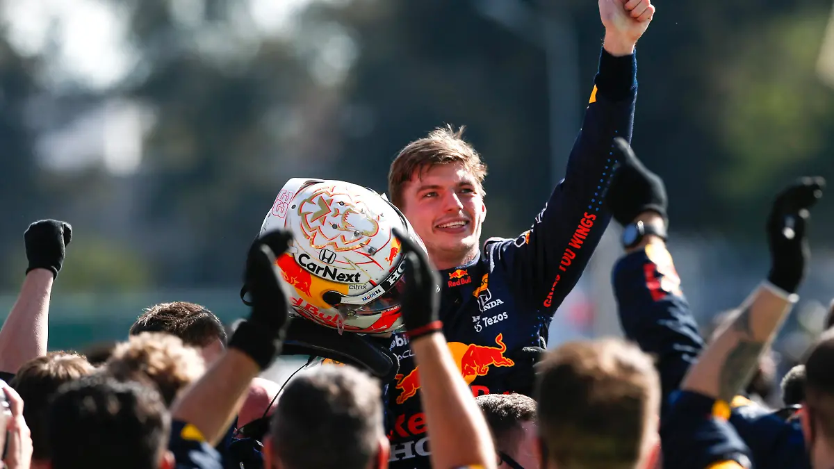  33 Max Verstappen NED, Red Bull Racing, F1 Grand Prix of Mexico at Autodromo Hermanos Rodriguez on November 7, 2021 in Mexico City, Mexico. Photo by HOCH ZWEI Mexico City Mexico *** 33 Max Verstappen NED, Red Bull Racing , F1 Grand Prix of Mexico at Autodromo Hermanos Rodriguez on November 7, 2021 in Mexico City, Mexico Photo by HOCH ZWEI Mexico City Mexico