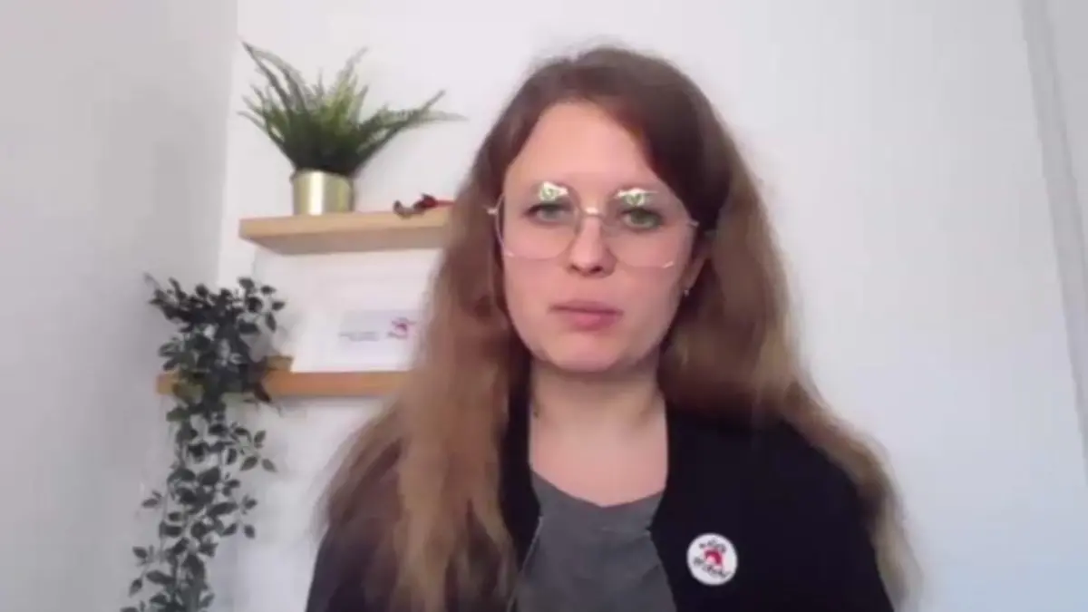 Screenshot eines Skypegesprächs mit Daniela Schneider von "Vier Pfoten"