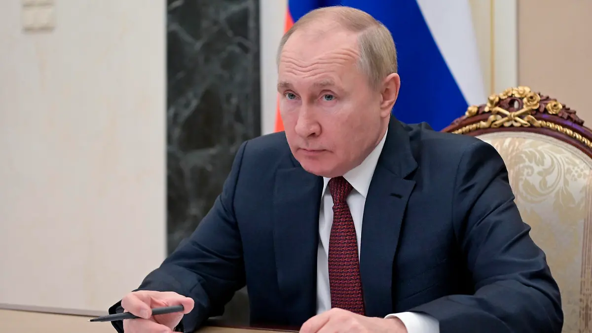 12.01.2022, Russland, Moskau: Wladimir Putin, Präsident von Russland, nimmt im Kreml an einer Videokonferenz des Kabinetts teil. Foto: Alexei Nikolsky/Pool Sputnik Kremlin/AP/dpa +++ dpa-Bildfunk +++