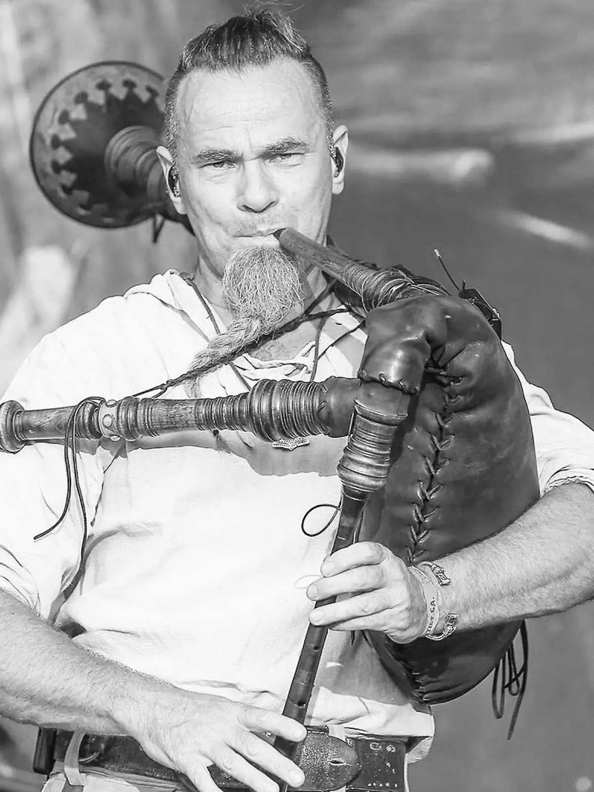 Werner Rennen 2019 am 31.08.2019 auf dem Flugplatz Hartenholm in Hasenmoor In Extremo live bei ihrem Auftritt beim Werner Rennen. Foto: osnapix Konzert - Werner Rennen 2019 *** Werner Rennen 2019 on 31 08 2019 at the airfield Hartenholm in Hasenmoor In Extremo live at her performance at the Werner Rennen photo osnapix concert Werner Rennen 2019 MH