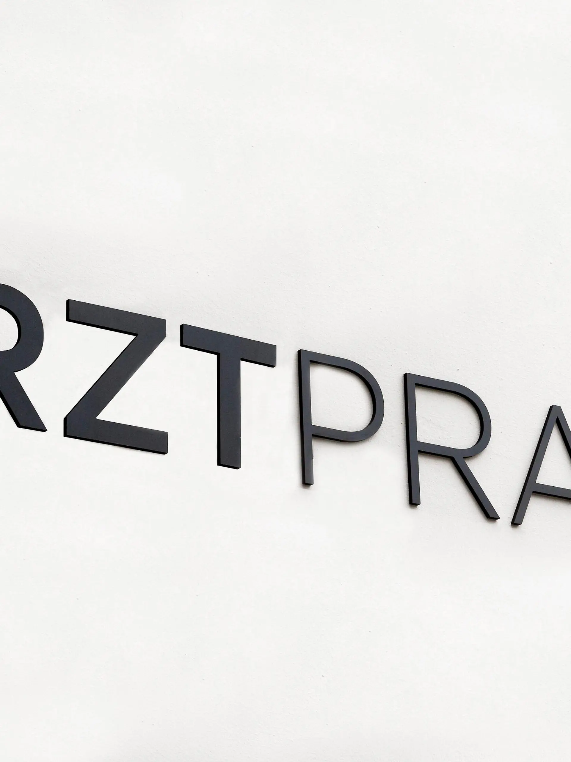 Arztpraxis *** medical practice PUBLICATIONxINxGERxSUIxAUTxHUNxONLY 1065518291