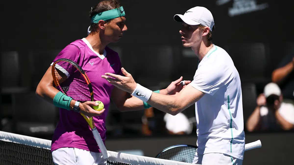  Mandatory Credit: Photo by James Gourley/Shutterstock 12773752bs Denis Shapovalov and Rafael Nadal clash after the Canadian complained about Nadal taking his time between points Australian Open, Day Nine, Tennis, Melbourne Park, Melbourne, Australia - 25 Jan 2022 Australian Open, Day Nine, Tennis, Melbourne Park, Melbourne, Australia - 25 Jan 2022 PUBLICATIONxINxGERxSUIxAUTXHUNxGRExMLTxCYPxROMxBULxUAExKSAxONLY Copyright: xJamesxGourley/Shutterstockx 12773752bs