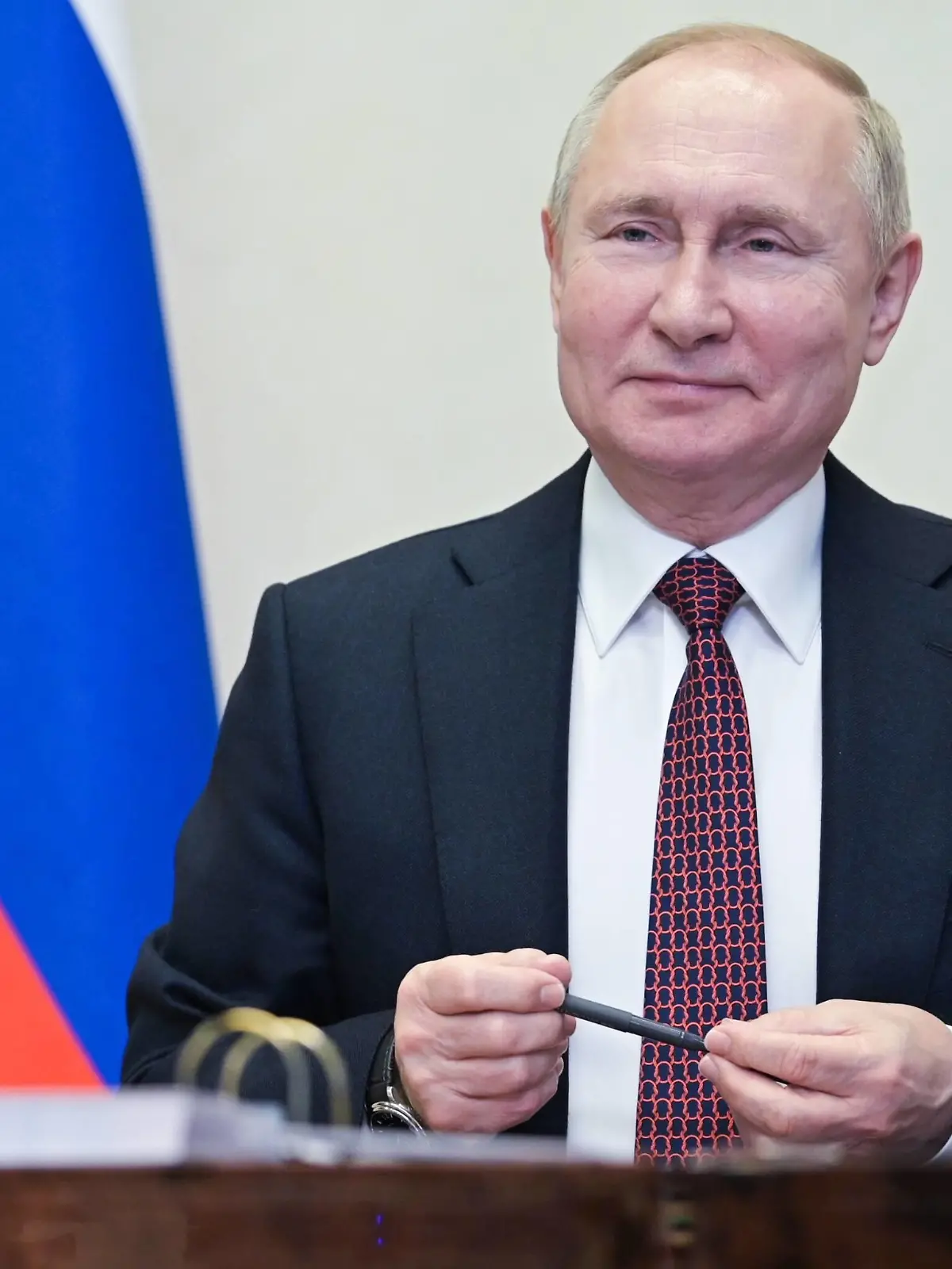 Russia Putin Olympic Team 6748274 25.01.2022 Russian President Vladimir Putin meets with members of Russia s national team, Nationalteam ahead of the Beijing 2022 Winter Olympics, via a video conference at the Novo-Ogaryovo state residence outside Moscow, Russia. Aleksey Nikolskyi / Sputnik Moscow region Russia PUBLICATIONxINxGERxSUIxAUTxONLY Copyright: xAlekseyxNikolskyix 