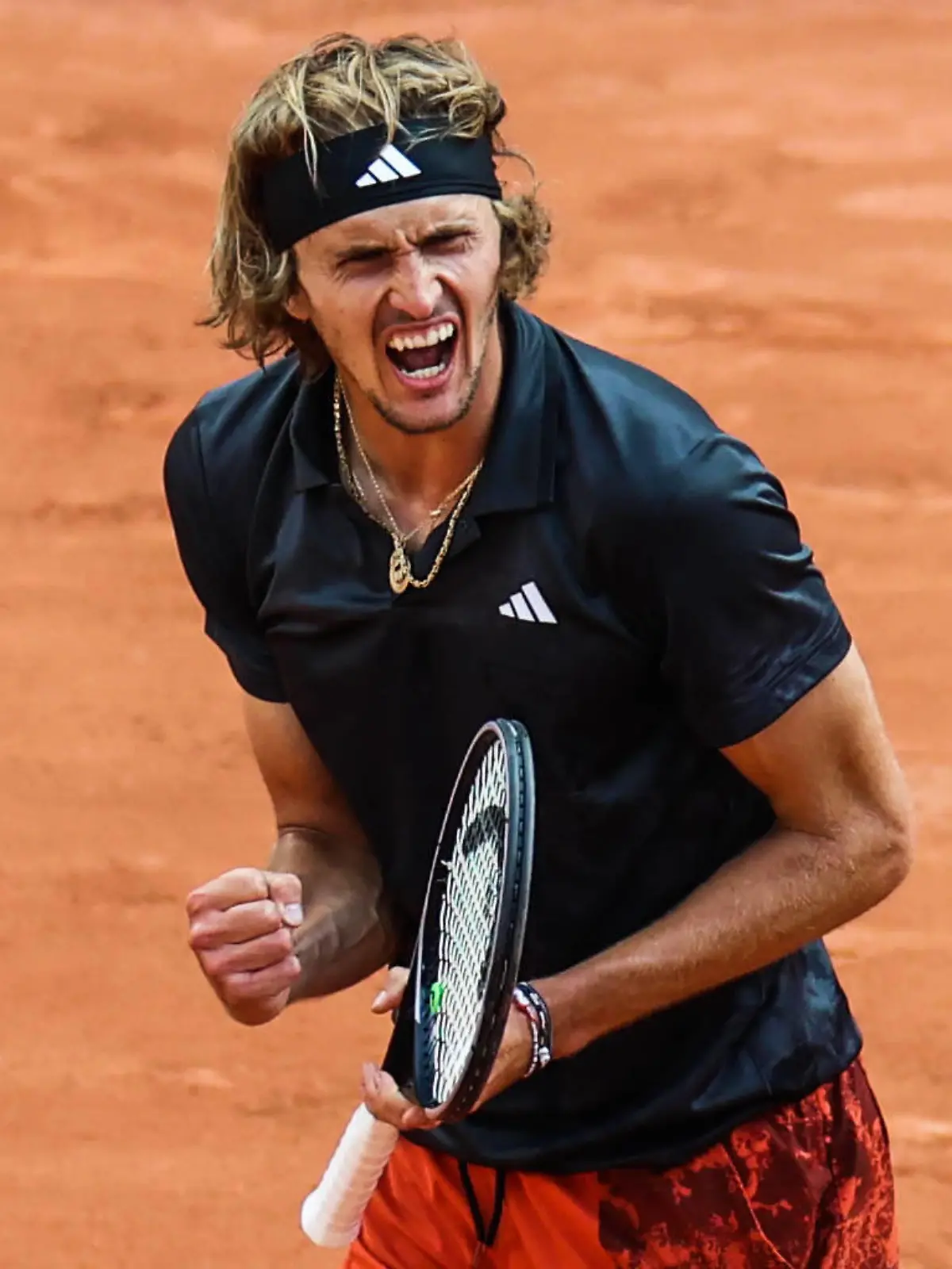 2023 French Open - Day Eleven Alexander ZVEREV GER during his match against Tomas MARTIN ETCHEVERRY ARG on Philippe CHATRIER court in The French Open Roland Garros 2023 tennis tournament day eleven. Paris France PUBLICATIONxNOTxINxFRA Copyright: xIbrahimxEzzatx originalFilename:ezzat-notitle230607_npRaJ.jpg