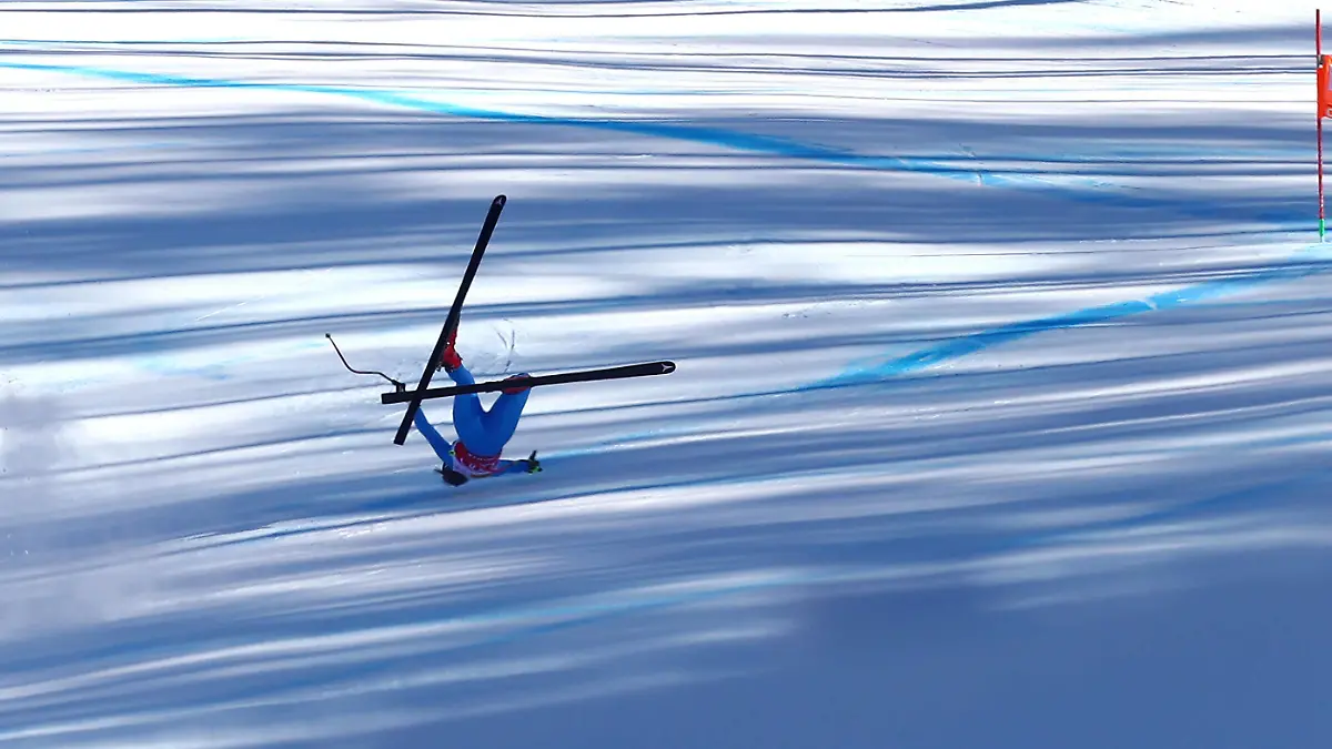 January 23, 2022, Cortina d Ampezzo, Italy: Sofia Goggia of Italy crashing down the slope during the Women s SuperG race at the FIS Alpine Skiing World Cup in Cortina d Ampezzo, Italy, 23 January 2022. ANSA/ANDREA SOLERO Alpine Skiing World Cup in Cortina d Ampezzo PUBLICATIONxINxGERxSUIxAUTxONLY - ZUMAa110 20220123_zaf_a110_030 Copyright: xAndreaxSolerox