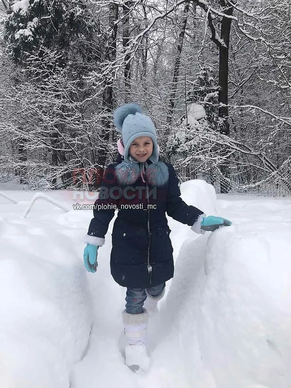 Margarita Kanorskaya , 7,  ( pictured )  daughter of decorated military pilot hero, was mauled to death by a pack of stray dogs on January 22, 2022 as she walked home from music school.