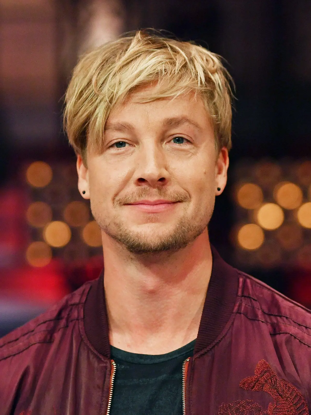 ARCHIV - 31.08.2016, Berlin: Samu Haber, Jurymitglied der Musik-Show "Voice of Germany", steht bei einem Pressetermin im Studio Berlin Adlershof. (zu dpa Jubiläumsstaffel von «The Voice of Germany» - Samu Haber wieder dabei) Foto: Jens Kalaene/dpa-Zentralbild/dpa +++ dpa-Bildfunk +++