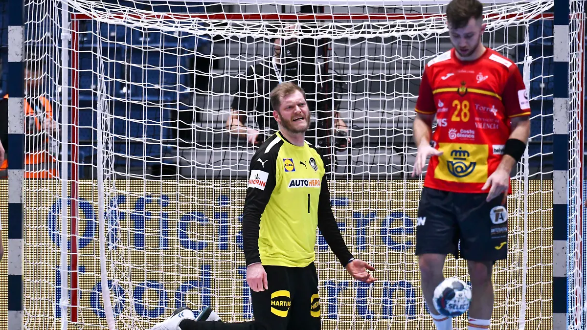 BITTER Johannes Torwart Team Deutschland Handball Europameisterschaften 2022 in der Slowakei Hauptrunden Spiel Deutschland - Spanien am 20.01.2022 in Bratislava *** BITTER Johannes Goalkeeper Team Germany European Handball Championships 2022 in Slovakia Main Round Match Germany Spain on 20 01 2022 in Bratislava