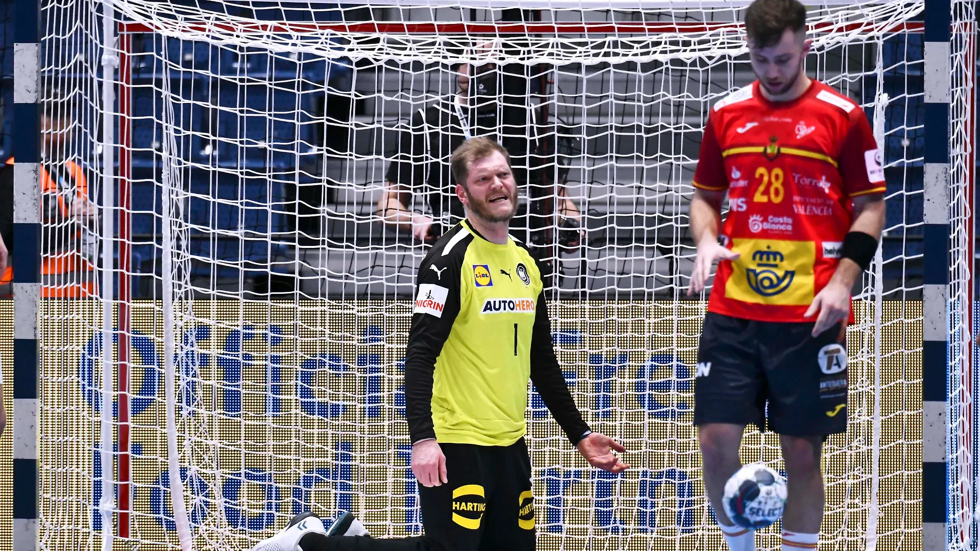  BITTER Johannes Torwart Team Deutschland Handball Europameisterschaften 2022 in der Slowakei Hauptrunden Spiel Deutschland - Spanien am 20.01.2022 in Bratislava *** BITTER Johannes Goalkeeper Team Germany European Handball Championships 2022 in Slovakia Main Round Match Germany Spain on 20 01 2022 in Bratislava