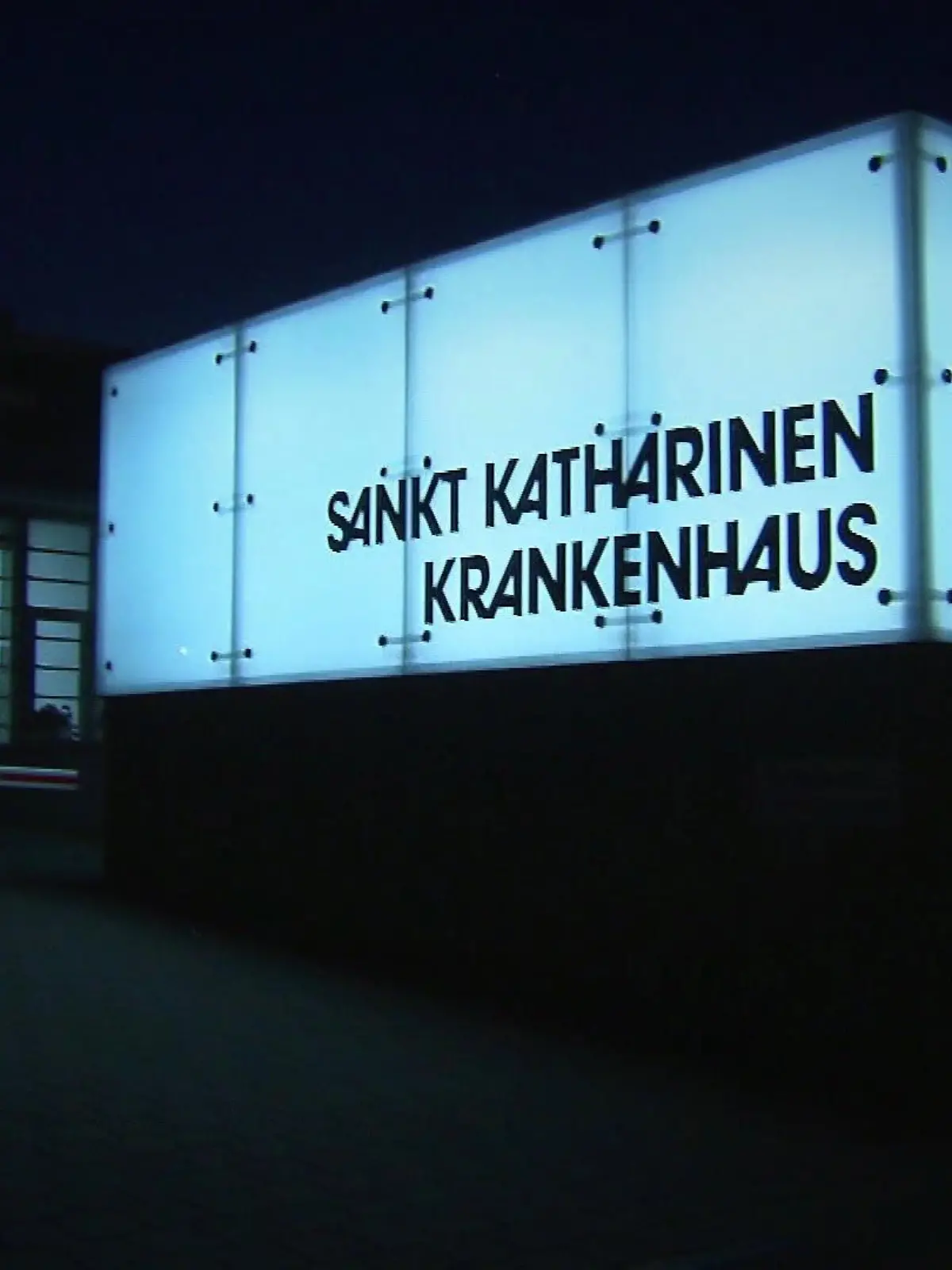 Frankfurt: Das Katharinen-Krankenhaus liegt im Frankfurter Stadtteil Bornheim. (Archivfoto 5.8.2015)