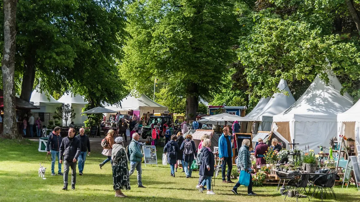 Wer braucht noch grüne Ideen für den Garten? 200 Aussteller zeigen am Wochenende auf Gut Stockseehof, was das Gartenherz höher schlagen lässt.