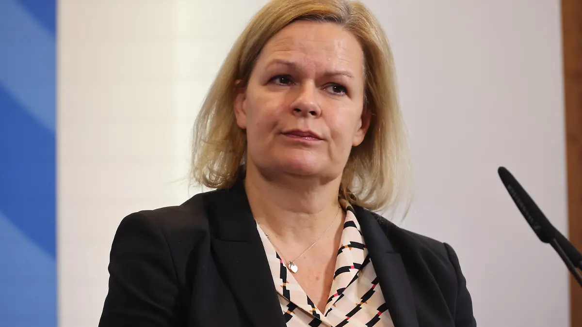 Bundesinnenministerin Nancy Faeser 14.01.2022, Berlin, Bundesinnenministerium, Bundesinnenministerin Nancy Faeser die EU-Kommissarin Ylva Johannson Sweden im Bundesministerium des Inneren. Berlin Berlin Germany *** Federal Minister of the Interior Nancy Faeser 14 01 2022, Berlin, Federal Ministry of the Interior, Federal Minister of the Interior Nancy Faeser the EU Commissioner Ylva Johannson Sweden in the Federal Ministry of the Interior Berlin Berlin Germany