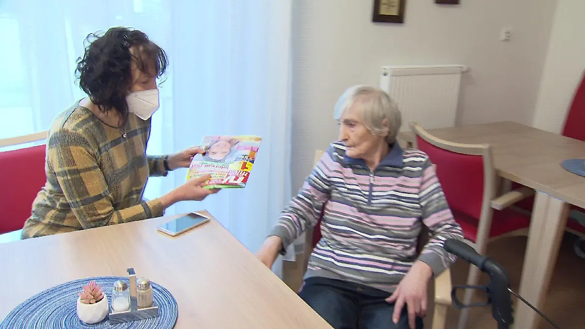 Schwere Entscheidung: Monika Fink ist sehr froh, für ihre Mutter Elfride das passende Pflegeheim gefunden zu haben.