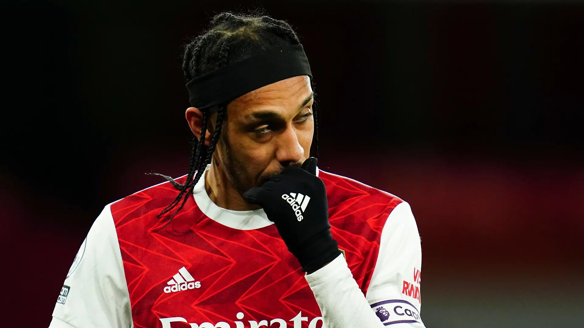 Mandatory Credit: Photo by Javier Garcia/BPI/Shutterstock 11839571ag Pierre-Emerick Aubameyang of Arsenal reacts after being substituted Arsenal v Liverpool, Premier League, Football, The Emirates Stadium, London, UK - 3 Apr 2021 EDITORIAL USE ONLY No use with unauthorised audio, video, data, fixture lists, club/league logos or live services. Online in-match use limited to 120 images, no video emulation. No use in betting, games or single club/league/player publications. Arsenal v Liverpool, Premier League, Football, The Emirates Stadium, London, UK - 3 Apr 2021 EDITORIAL USE ONLY No use with unauthorised audio, video, data, fixture lists, club/league logos or live services. Online in-match use limited to 120 images, no video emulation. No use in betting, games or single club/league/player publications. PUBLICATIONxINxGERxSUIxAUTXHUNxGRExMLTxCYPxROMxBULxUAExKSAxONLY Copyright: xJavierxGarcia/BPI/Shutterstockx 11839571ag