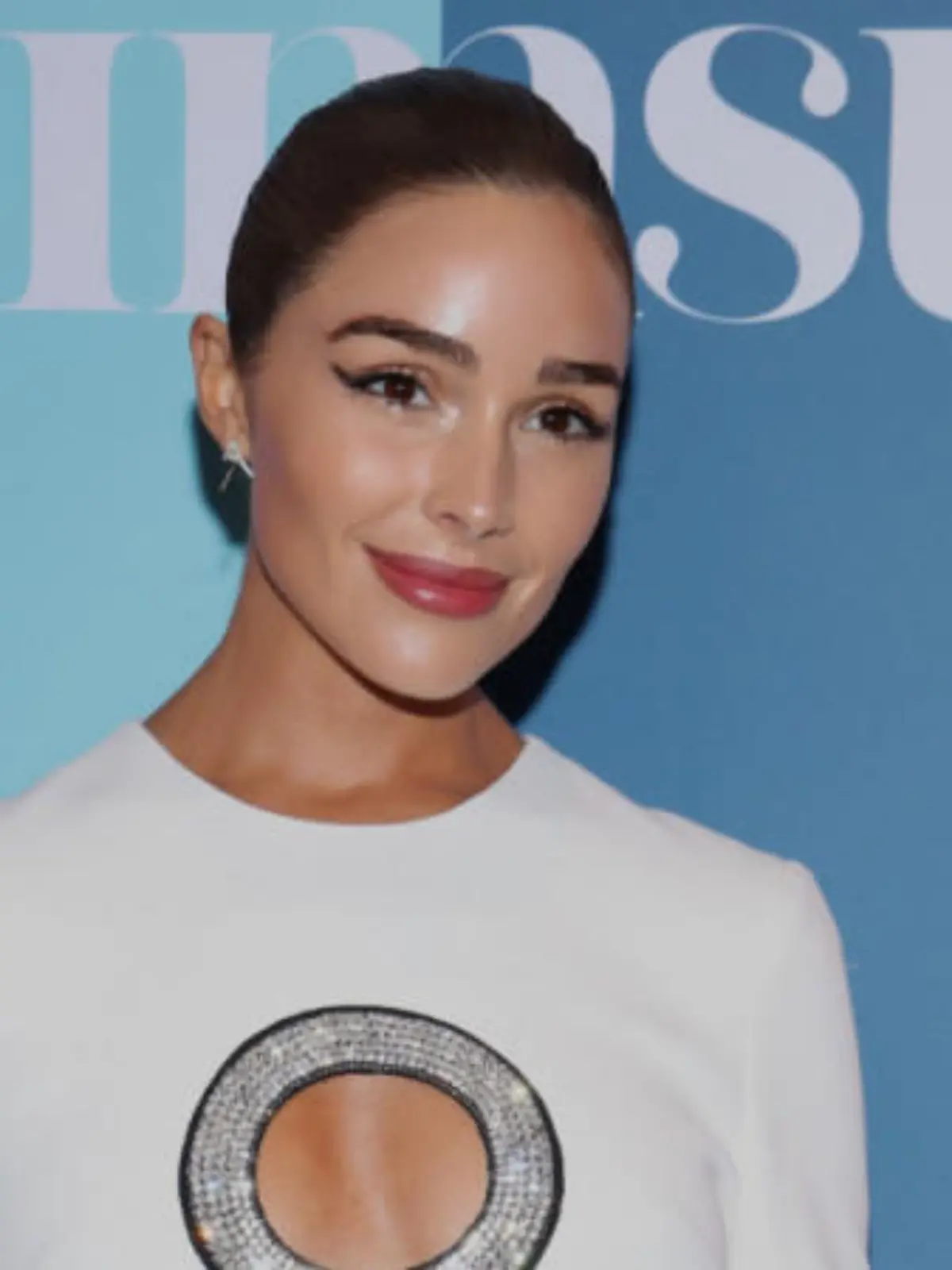 Olivia Culpo schwört auf ihre LED-Gesichtsmaske