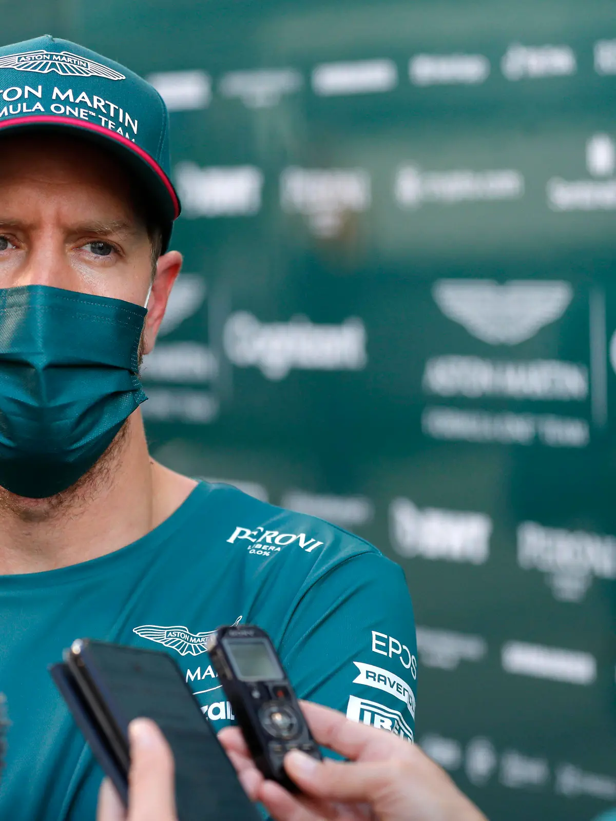  Formula 1 2021: Russian GP SOCHI AUTODROM, RUSSIAN FEDERATION - SEPTEMBER 24: Sebastian Vettel, Aston Martin during the Russian GP at Sochi Autodrom on Friday September 24, 2021 in Sochi, Russian Federation. Photo by Glenn Dunbar / LAT Images Images PUBLICATIONxINxGERxSUIxAUTxHUNxONLY GP2115_121626_69I8243