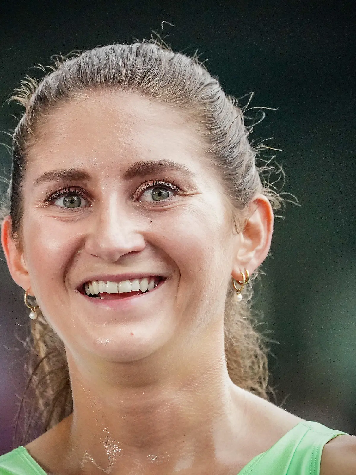 ARCHIV - 05.06.2021, Niedersachsen, Braunschweig: 3000m Hindernis der Frauen: Gesa Felicitas Krause ist schwanger, will aber bei den Olympischen Spielen 2024 an den Start gehen. Krause hat nun ihr erstes Kind zur Welt gebracht (zu dpa: «Hindernisläuferin Gesa Krause zum ersten Mal Mutter») Foto: Michael Kappeler/dpa +++ dpa-Bildfunk +++