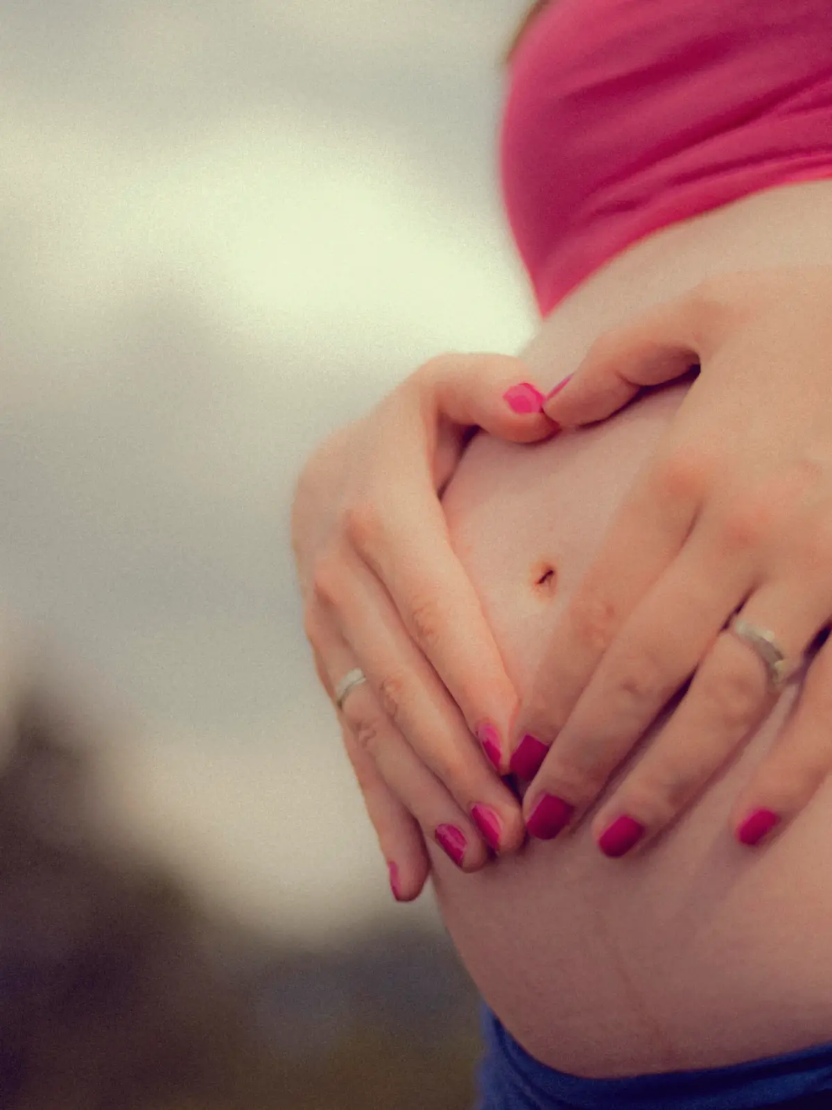 schwangere, schwangere frau, schwangerschaft,babybauch