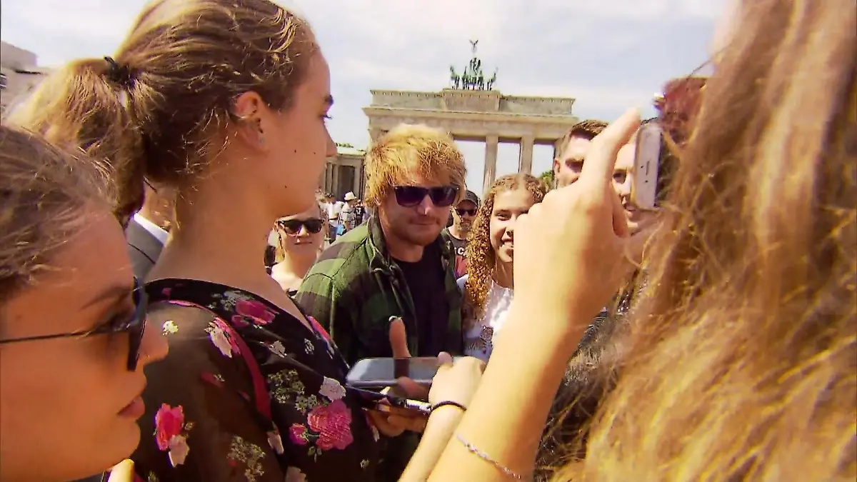 Die beeindruckendsten Doppelgänger der Stars Ed Sheeran, Dwayne Johnson & Co.