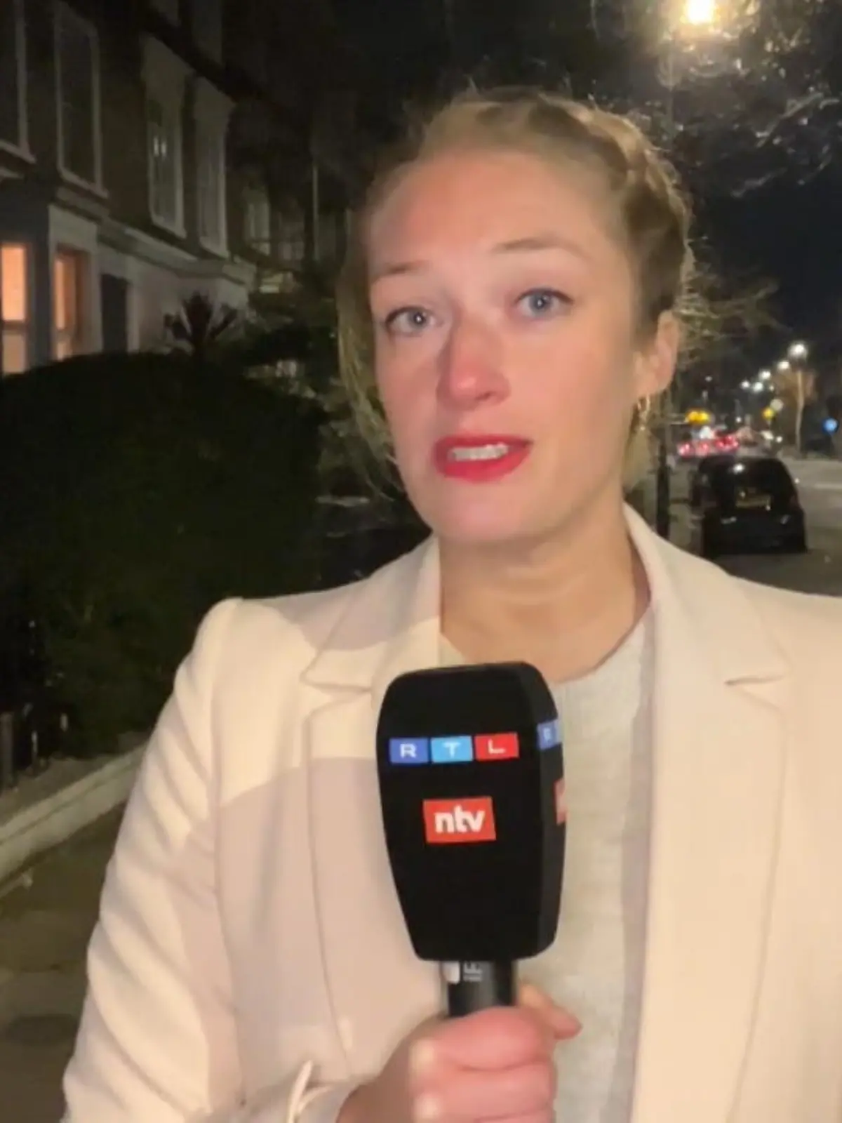 Bild zu: "Titel weg! Prinz Andrew tritt als Zivilist vor Gericht"