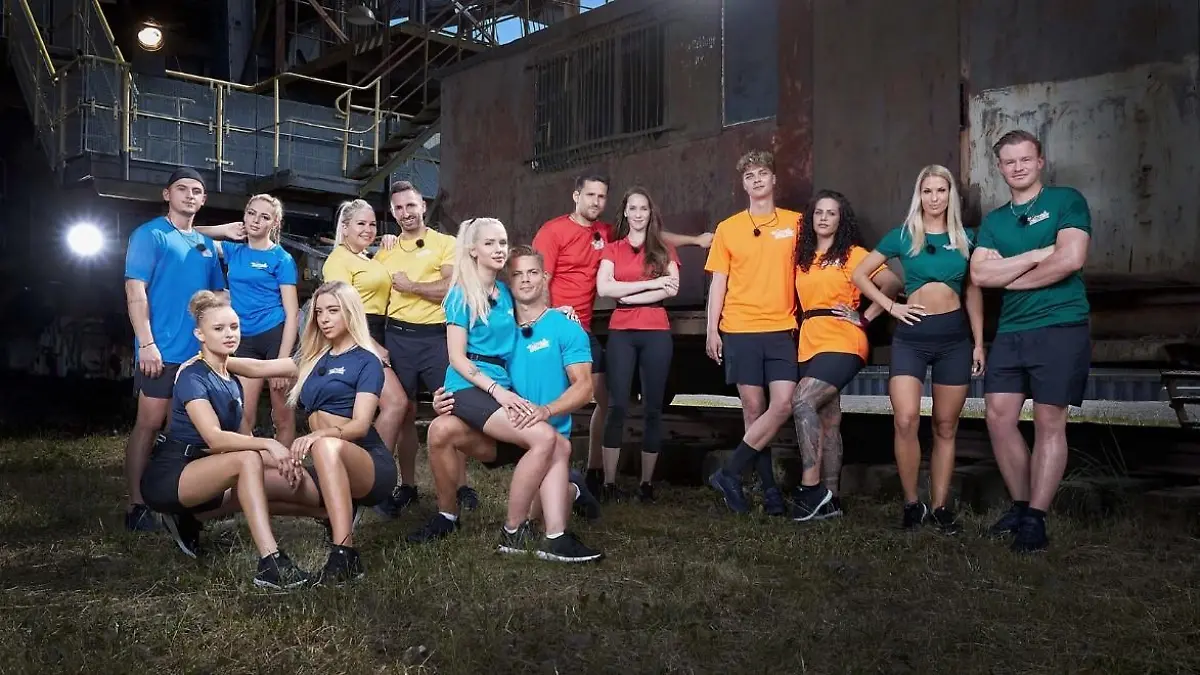 V.l.: Valdet und Valdrina, Christin und Walentina, Marlisa und Fabio, Gina und Cedric, Marco und Christina, Tim und Maria, Isi und Julian