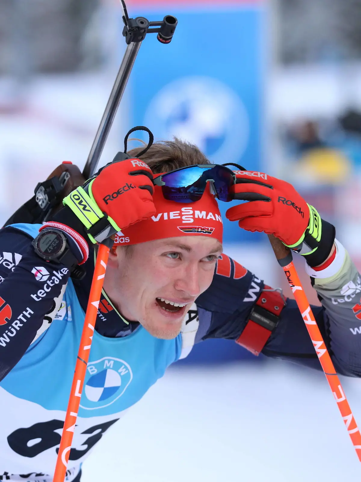  Brille runter und mal schauen wo ich stehe: Benedikt Doll SZ Breitnau nach dem Zieleinlauf beim IBU Biathlon Weltcup Sprint Herren Ruhpolding 2022 IBU Biathlon Weltcup Sprint Herren Ruhpolding 2022 Ruhpolding *** Glasses down and lets see where I stand Benedikt Doll SZ Breitnau after the finish at the IBU Biathlon World Cup Sprint Men Ruhpolding 2022 IBU Biathlon World Cup Sprint Men Ruhpolding 2022 Ruhpolding Copyright: xHahnex/Eibner-Pressefotox EP_joha