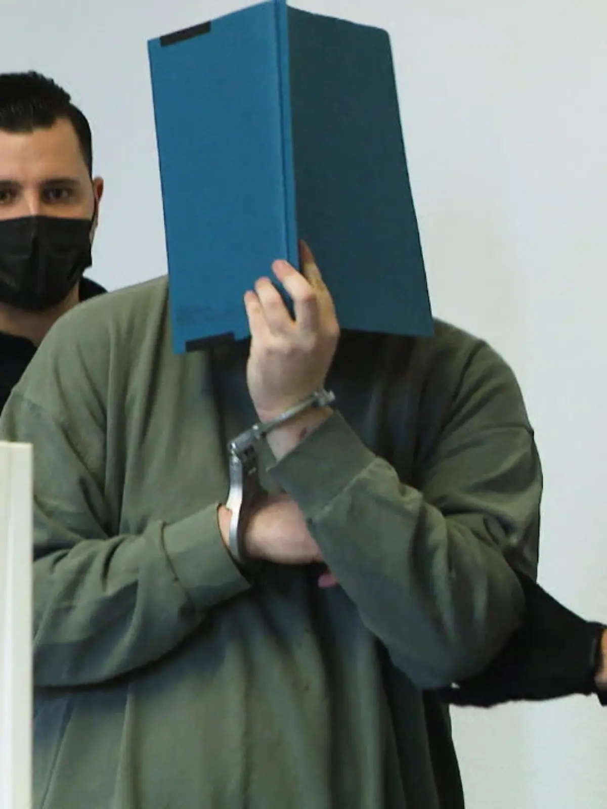 Bild zu: "Gutachter: Niclas U. (18) schuldfähig"