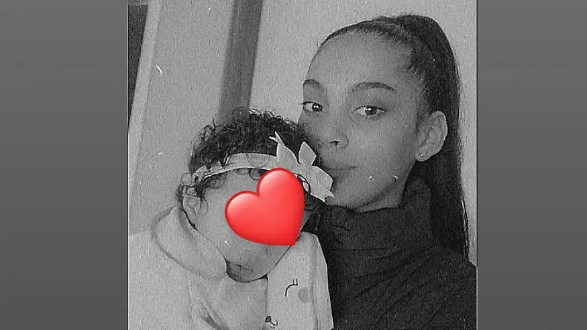 Amina und ihre Mama.