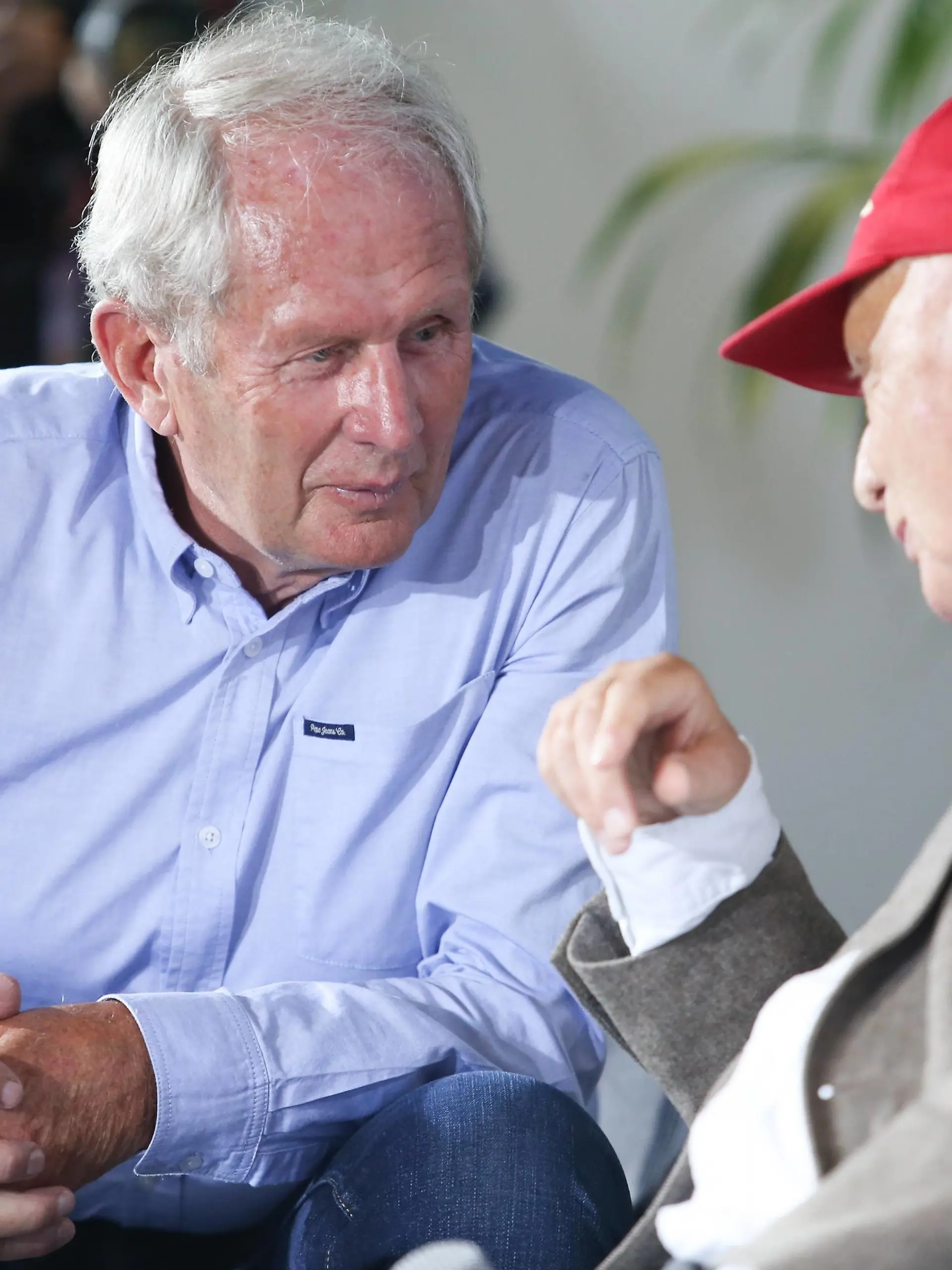 FORMULA 1 - Red Bull Showrun Vienna VIENNA,AUSTRIA,22.APR.15 - MOTORSPORTS, FORMULA 1 - Projekt Spielberg Red Bull Showrun, press conference PK Pressekonferenz Image shows motorsport consultant Helmut Marko (Red Bull) and chairman of the advisory board Niki Lauda (Mercedes GP). PUBLICATIONxINxGERxHUNxONLY GEPAxpictures/xMarioxKneisl
Formula 1 Red Bull Showrun Vienna Vienna Austria 22 APR 15 Motorsports Formula 1 Project Spielberg Red Bull Showrun Press Conference press conference Press conference Image Shows motor aviation Consultant Helmut Marko Red Bull and Chairman of The Advisory Board Niki Lauda Mercedes GP PUBLICATIONxINxGERxHUNxONLY