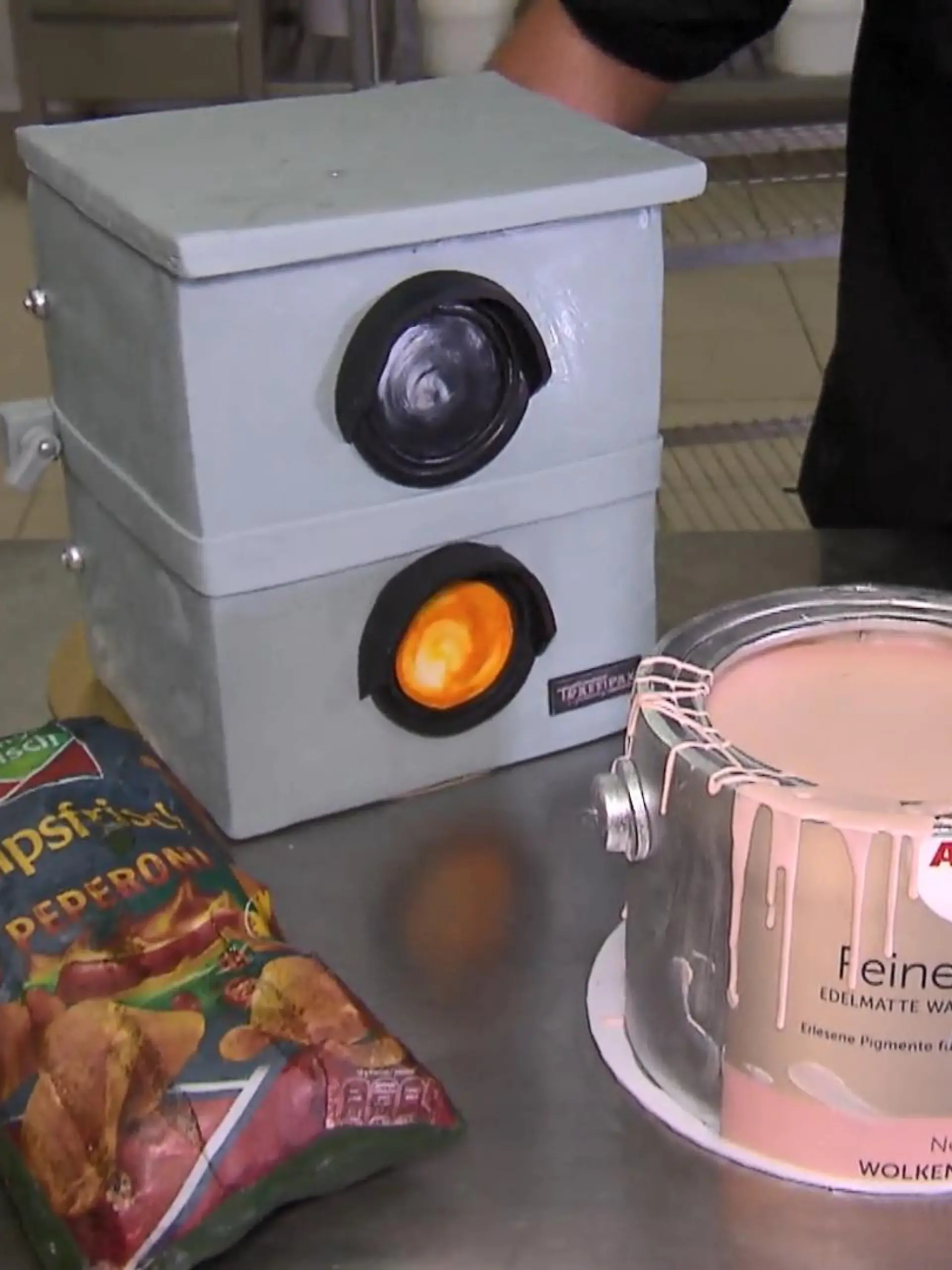 Bild zu: "Krefelder backt Chipstüten und Co."
