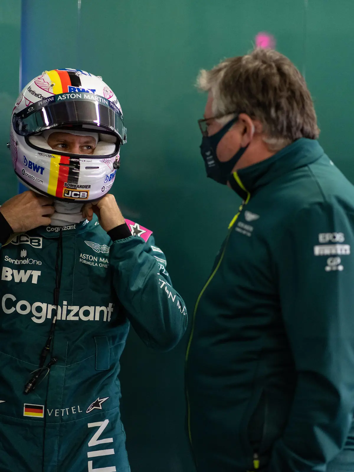  Formula 1 2021: Portuguese GP ALGARVE INTERNATIONAL CIRCUIT, PORTUGAL - MAY 01: Sebastian Vettel, Aston Martin, with Otmar Szafnauer, Team Principal and CEO, Aston Martin F1 during the Portuguese GP at Algarve International Circuit on Saturday May 01, 2021 in Portimao, Portugal. Photo by Glenn Dunbar / LAT Images Images PUBLICATIONxINxGERxSUIxAUTxHUNxONLY GP2103_125439_J5A4227