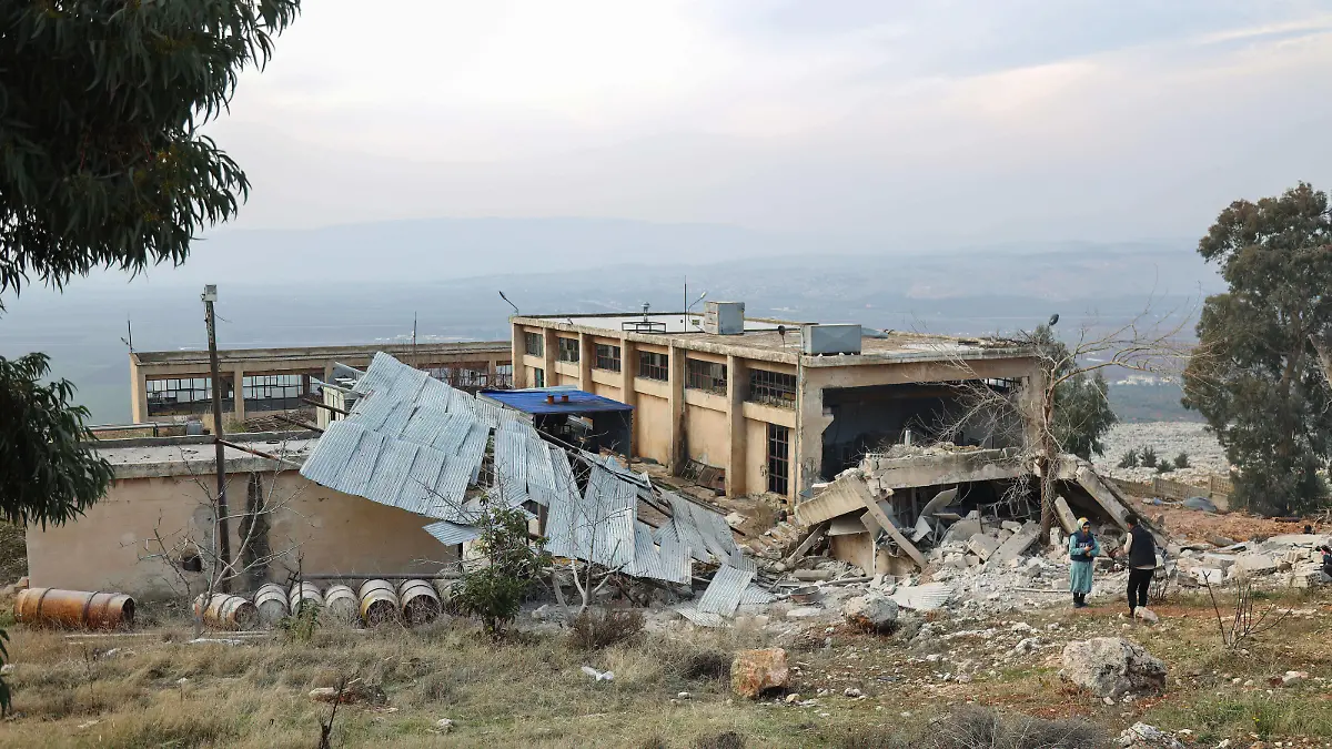 January 2, 2022, Idlib, Syria: Debris laying around after the Russian aerial bombardment on the Al-Arshani water station, the station went out of service, and the main water transmission line was destroyed. Idlib Syria - ZUMAs197 20220102_zaa_s197_065 Copyright: xOmarxAlbamx