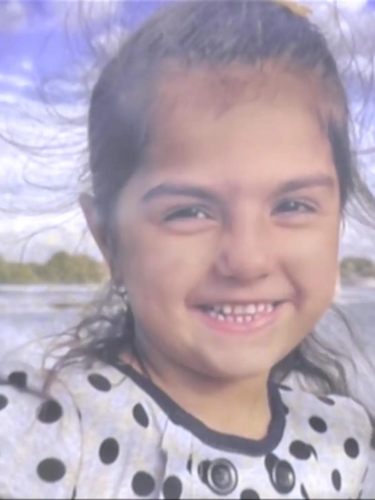 Wo ist die dreijährige Lina? Im US-amerikanischen San Antonio suchen die Polizei und das FBI nach einem Mädchen, das seit zwei Wochen vermisst wird. Lina Sardar Khil wurde zuletzt auf einem Spielplatz gesehen. Ihre Mutter war kurz weggegangen, als sie zurückkehrte, war ihre Tochter verschwunden.