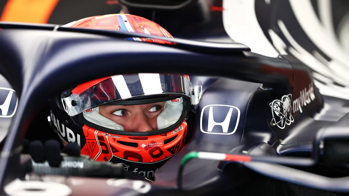 ABU DHABI, UNITED ARAB EMIRATES - DECEMBER 15: Pierre Gasly of France and Scuderia AlphaTauri prepares to drive in the garage during Formula 1 testing at Yas Marina Circuit on December 15, 2021 in Abu Dhabi, United Arab Emirates. (Photo by Clive Rose/Getty Images)