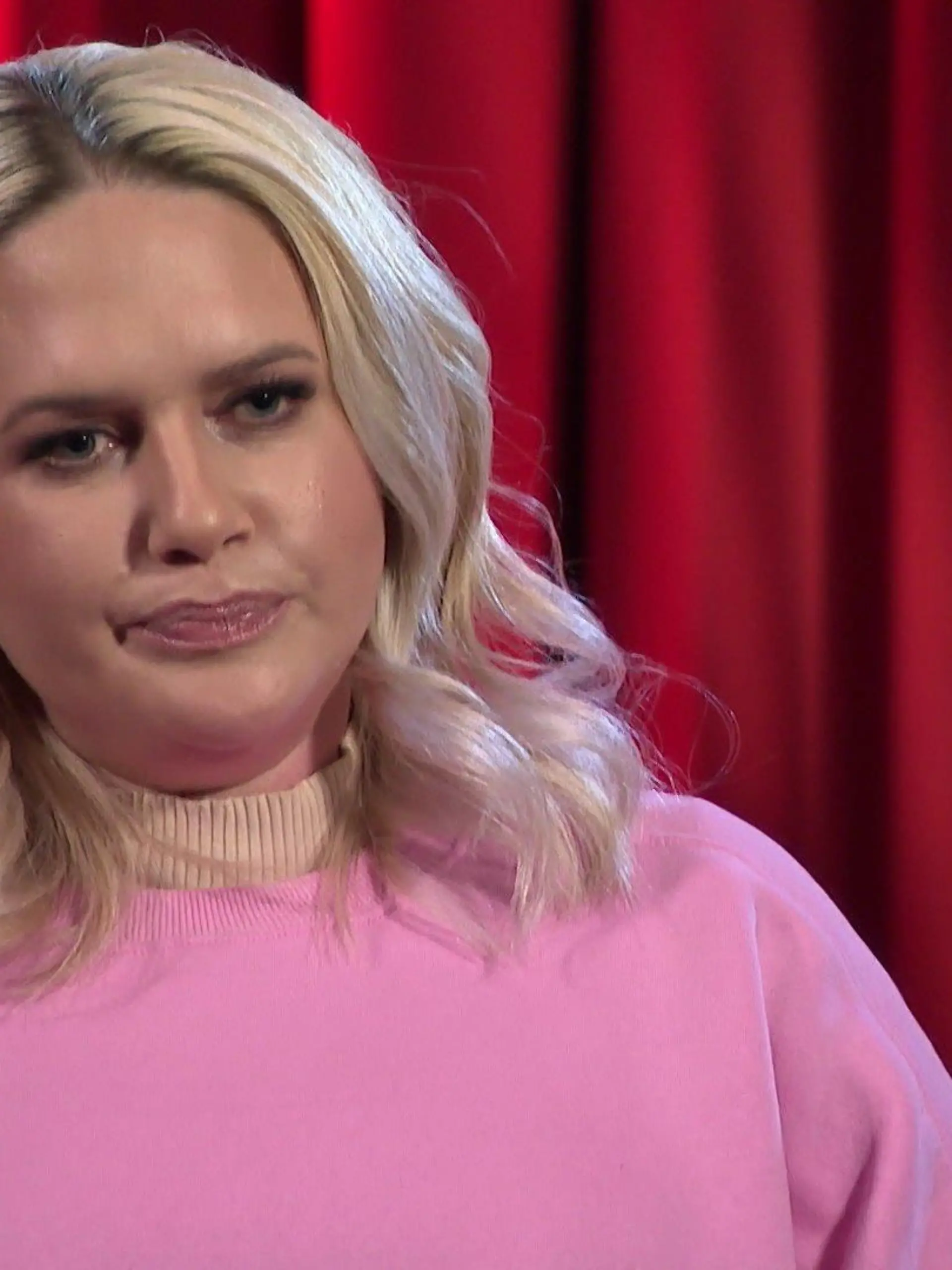 Sarah Knappik im Interview mit RTL